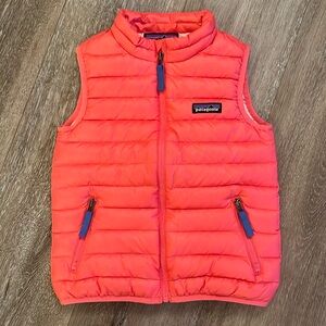 Patagonia puffer vest size 4